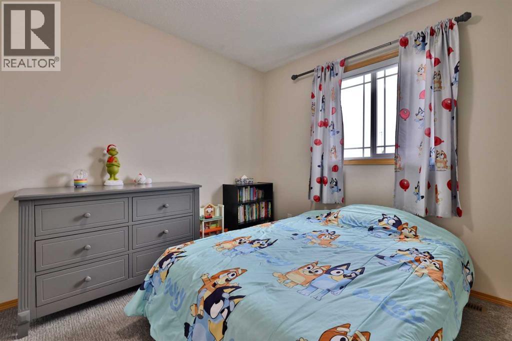 4513 73A Street - 29