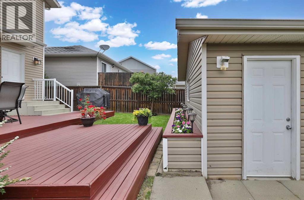 4513 73A Street - 48