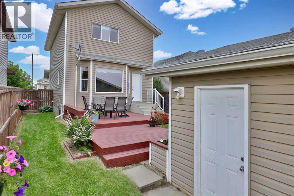 4513 73A Street - 47