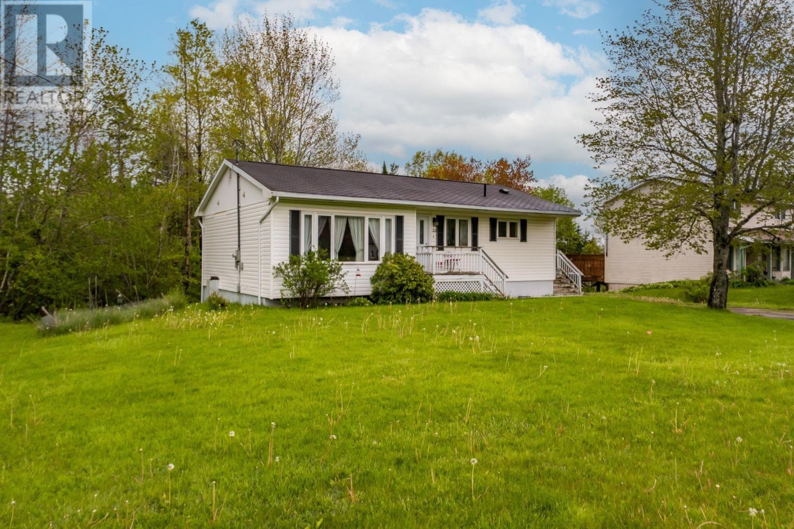 1335 Highway 2 - 22
