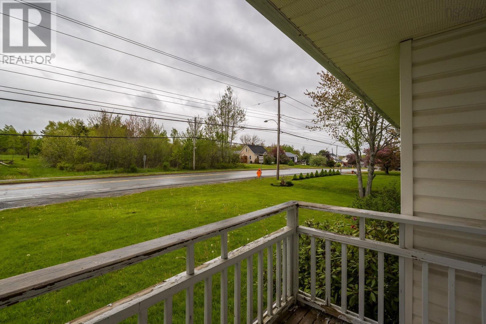 1335 Highway 2 - 20