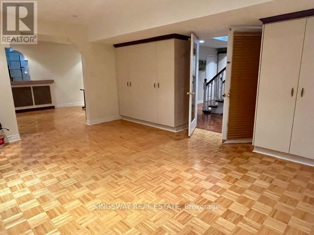 4040 LOOKOUT COURT - 25