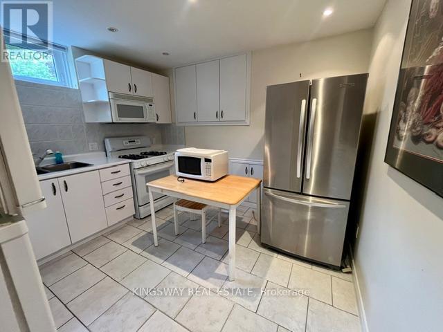 4040 LOOKOUT COURT - 21