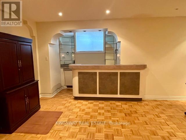 4040 LOOKOUT COURT - 24
