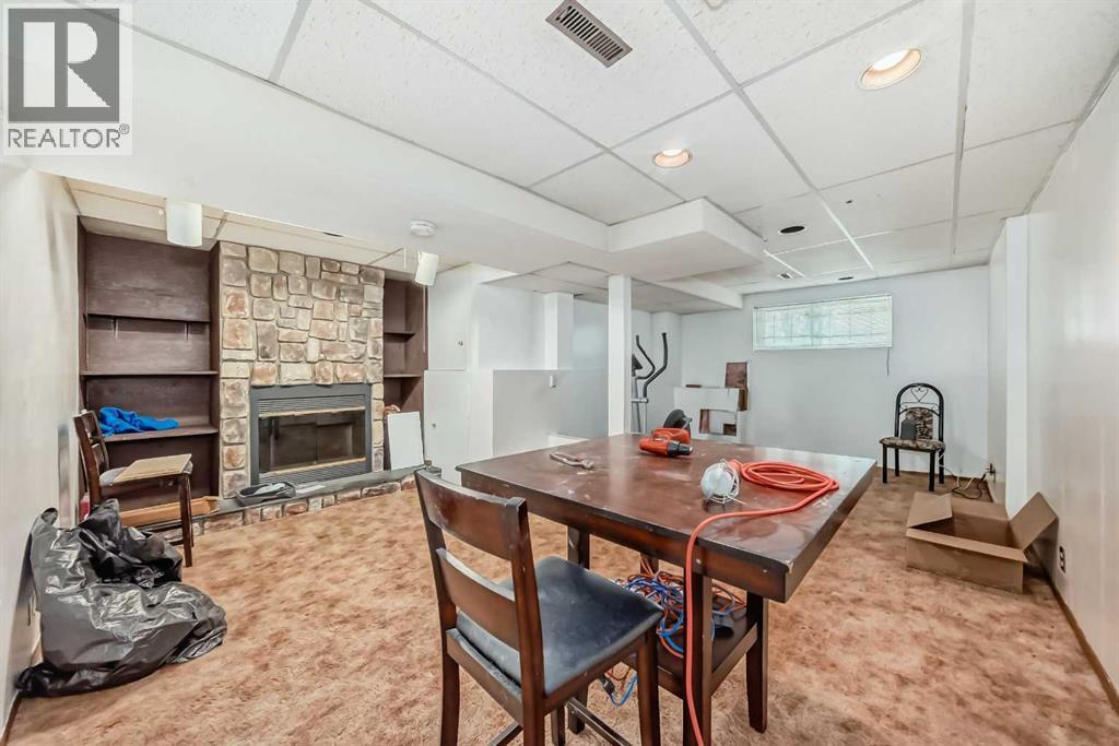 4218 38 Street NE - 26