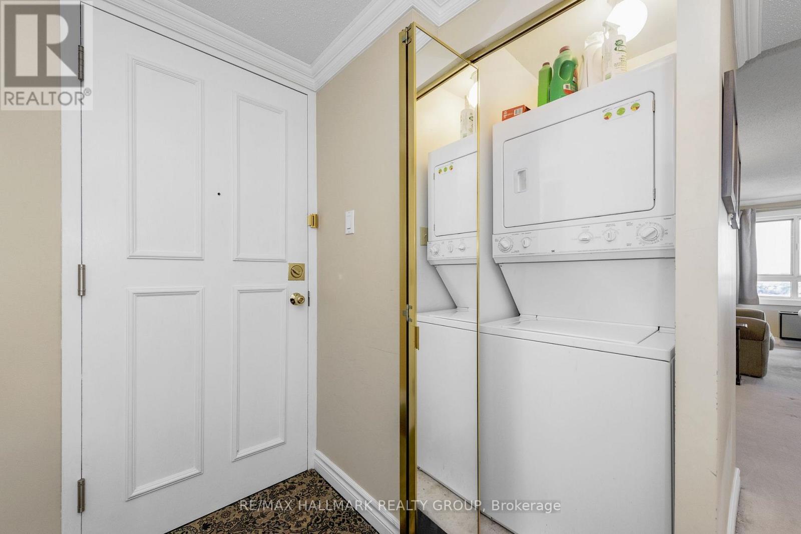 #1104 960 TERON ROAD - 33