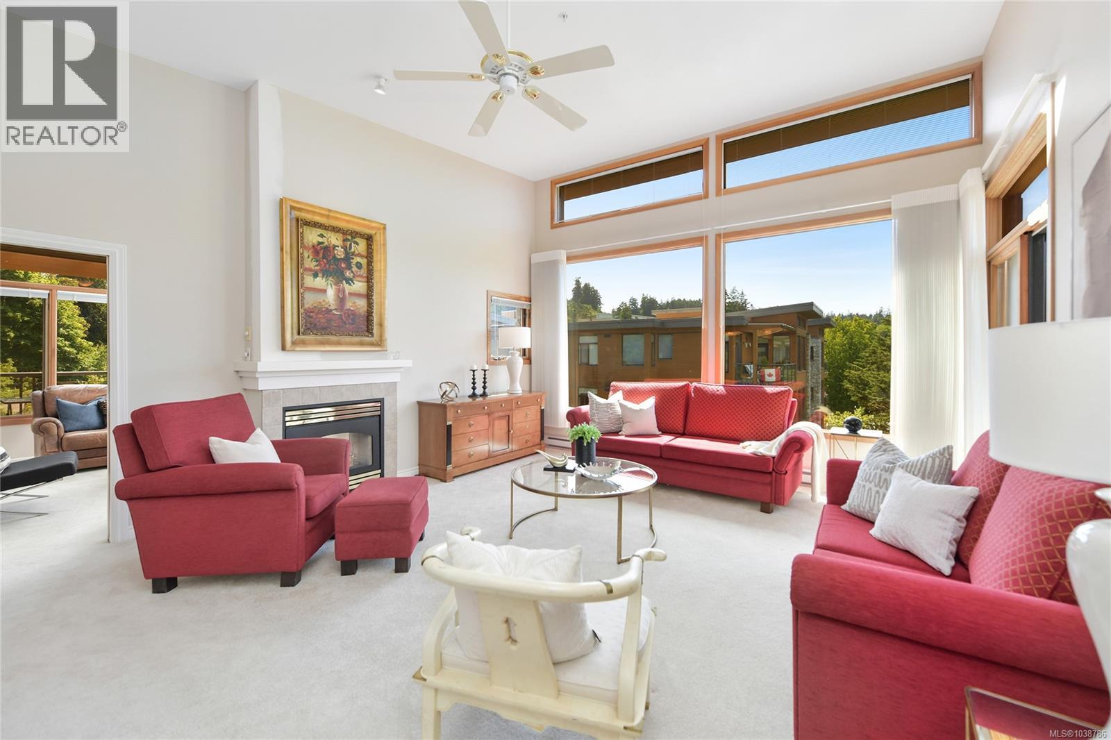 #403 5327 Cordova Bay Rd - 11