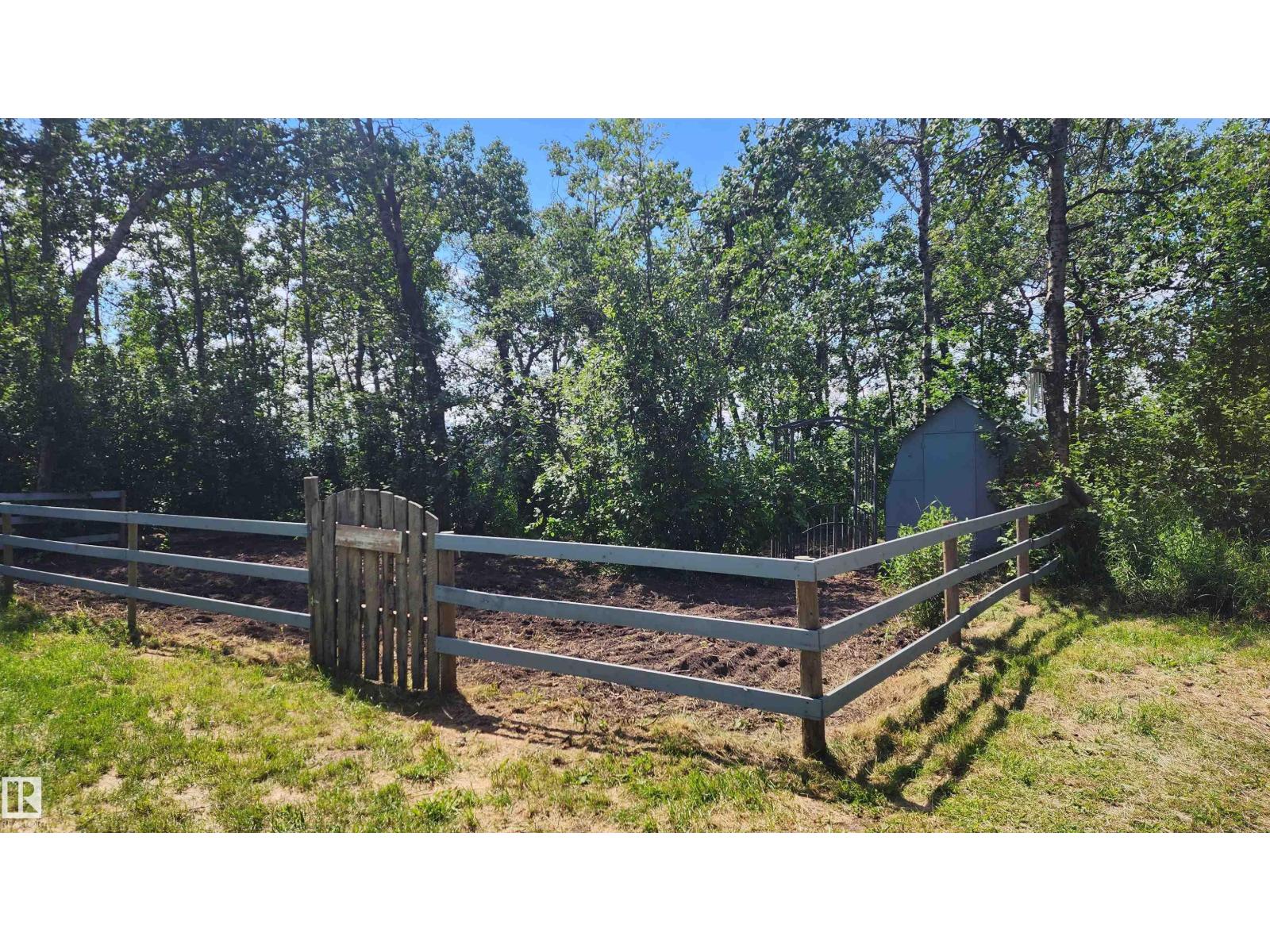 Twp Rd 560 Rge Rd 52 - 16