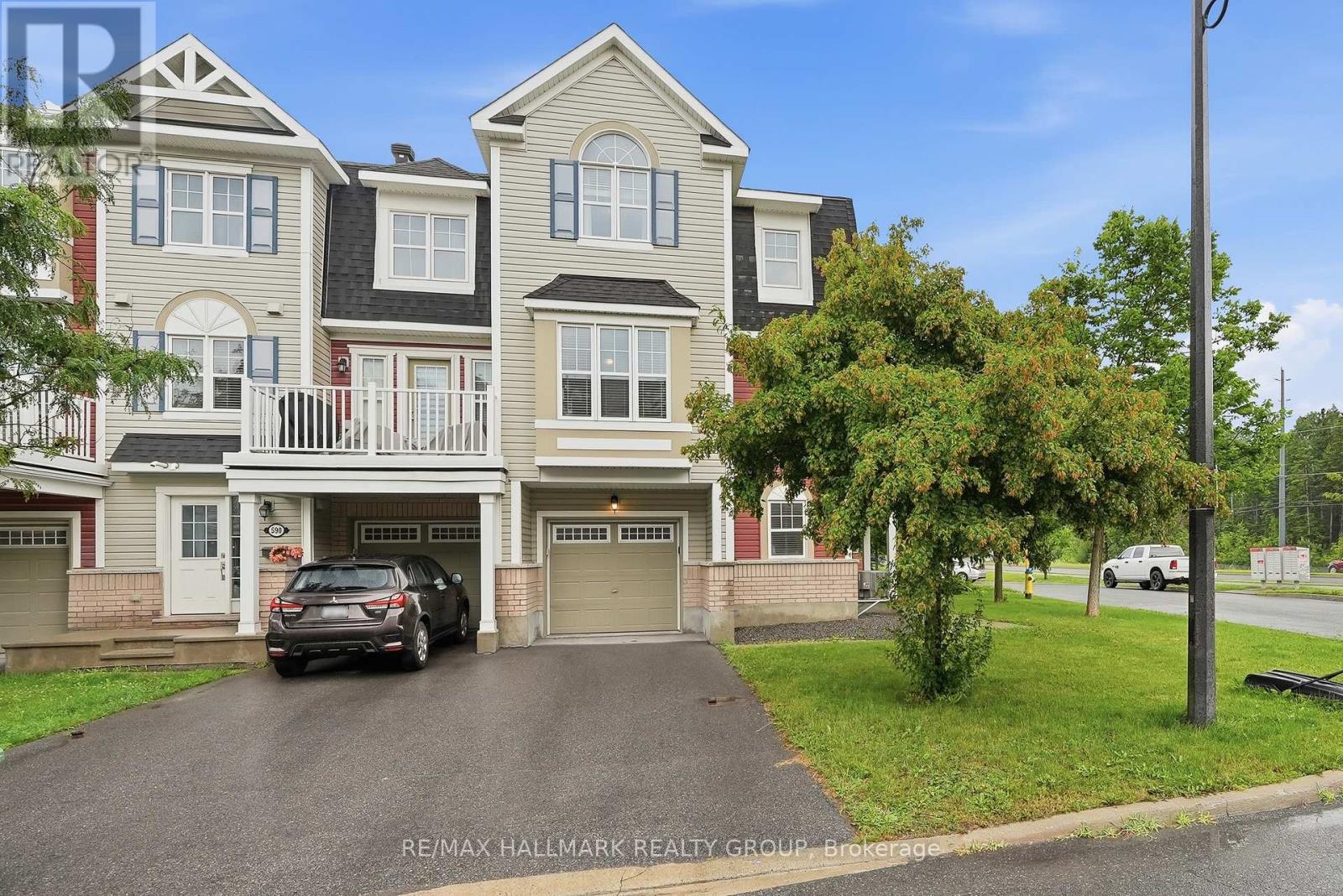588 FOXLIGHT CIRCLE - 1