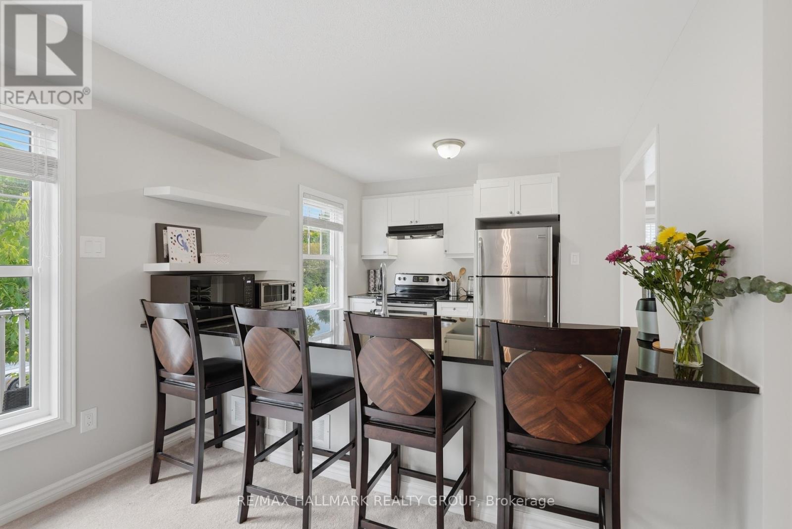 588 FOXLIGHT CIRCLE - 9