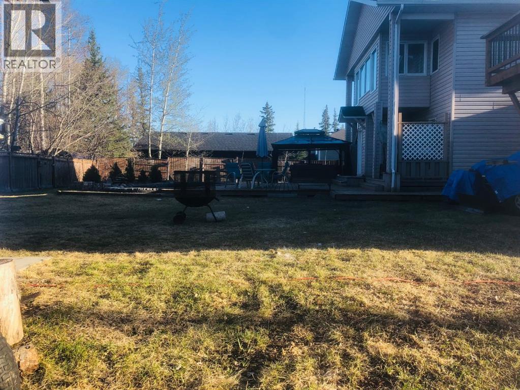 54 Poplar Crescent - 44
