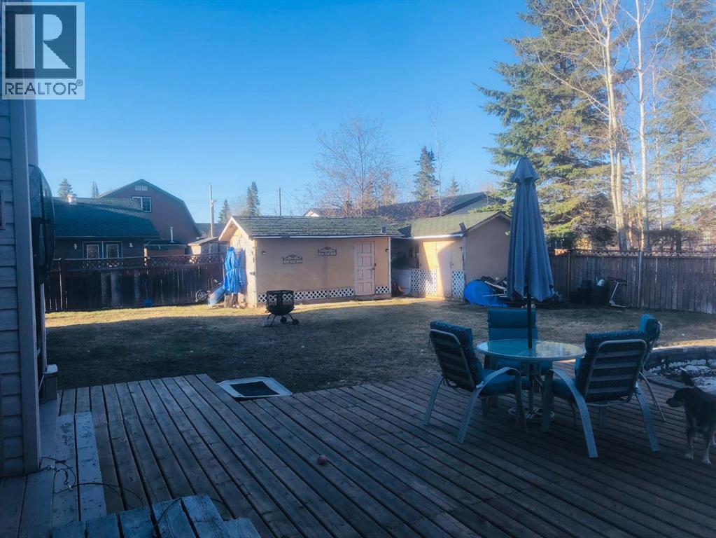54 Poplar Crescent - 42