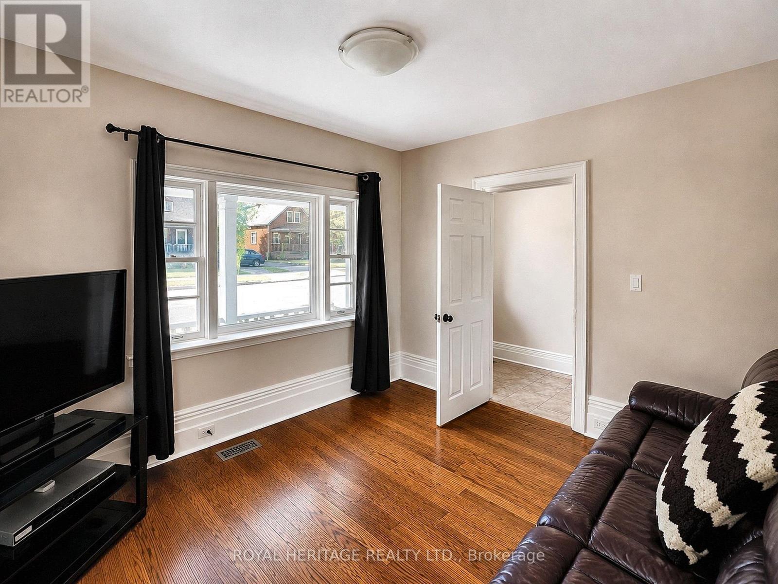 505 PATERSON STREET - 2