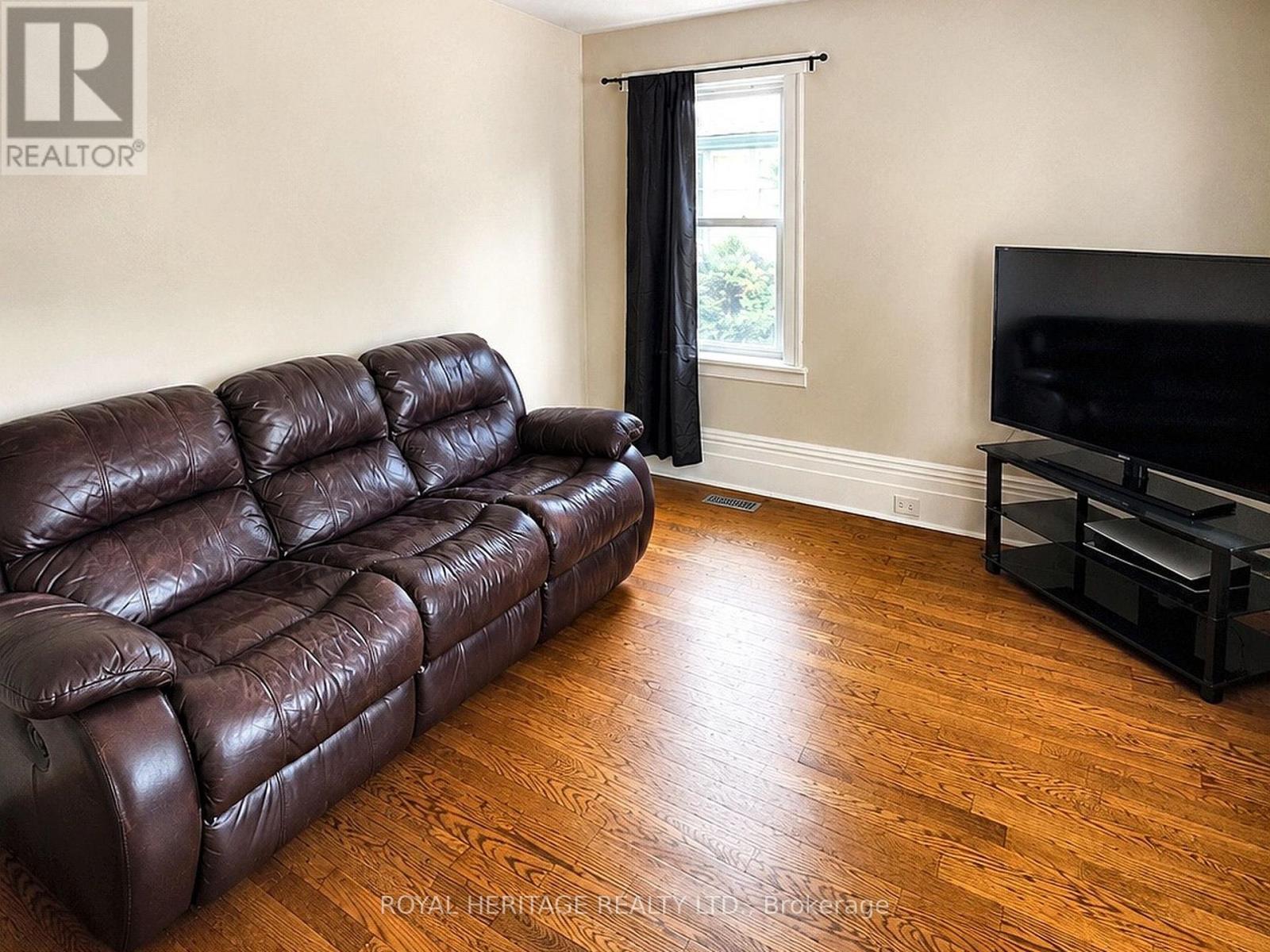 505 PATERSON STREET - Image 4