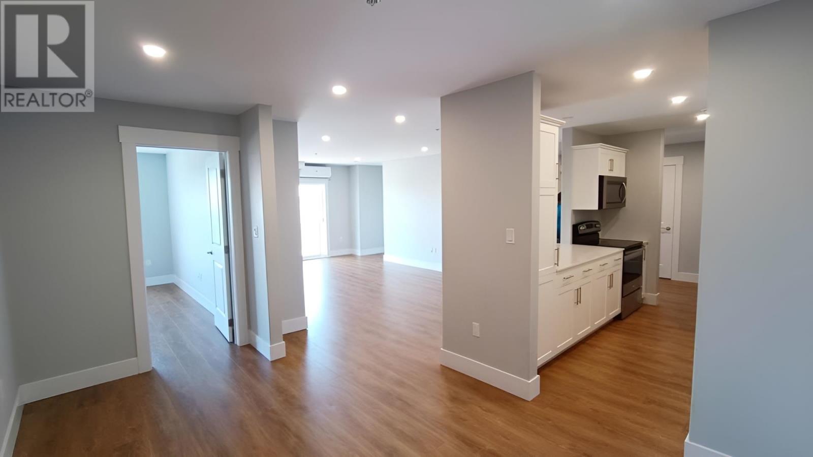 #404 18 Gilbert Drive - Image 10