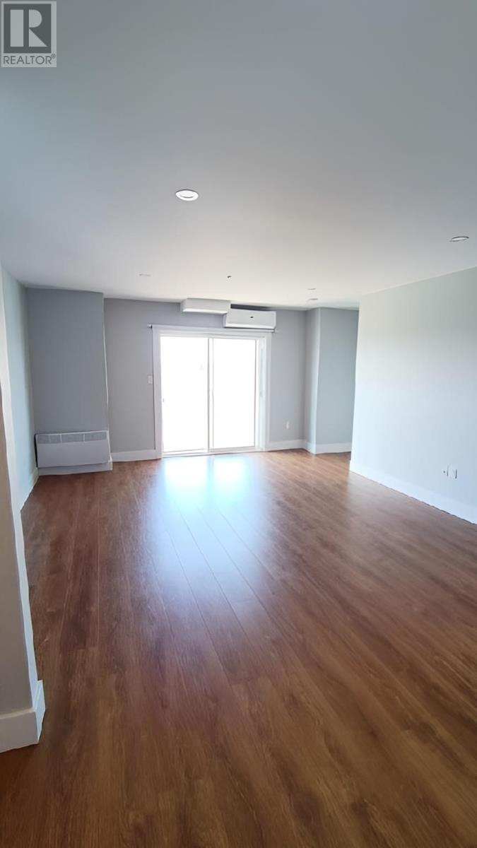 #404 18 Gilbert Drive - Image 11
