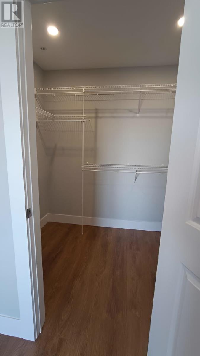 #404 18 Gilbert Drive - Image 14