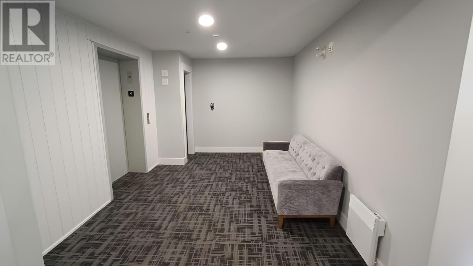 #404 18 Gilbert Drive - 24