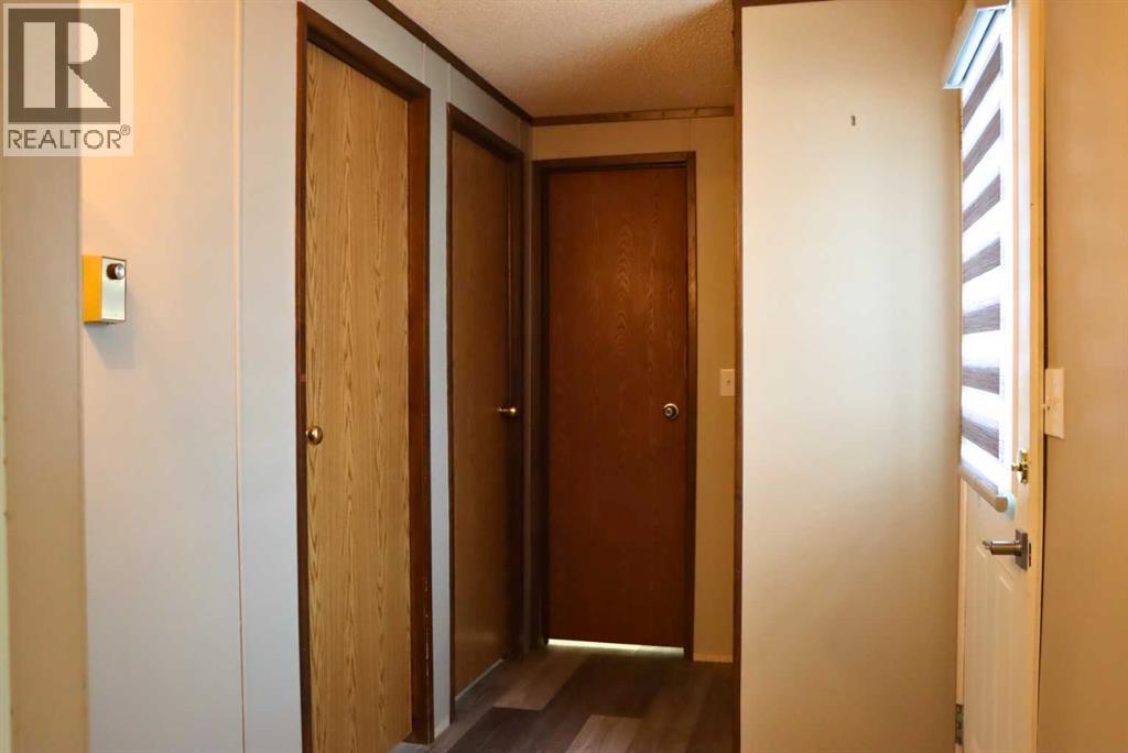 5207 51 Avenue — photo 20