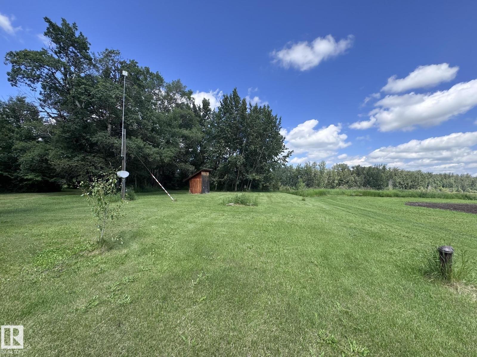 60417 Rge Rd 10 - 12
