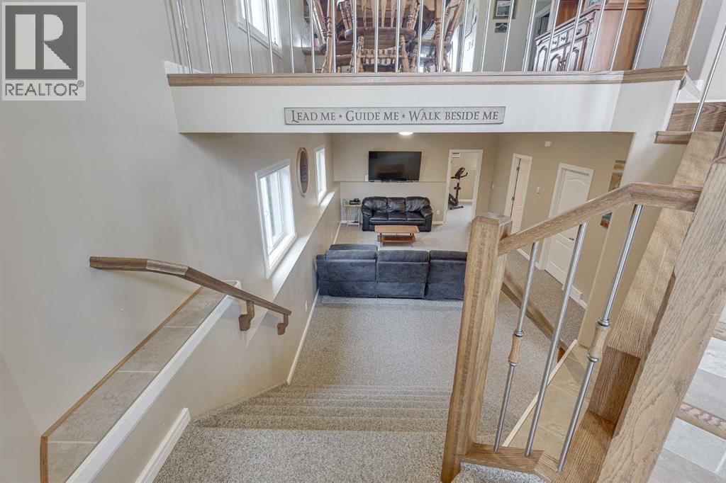 74 Mackenzie Crescent — photo 28