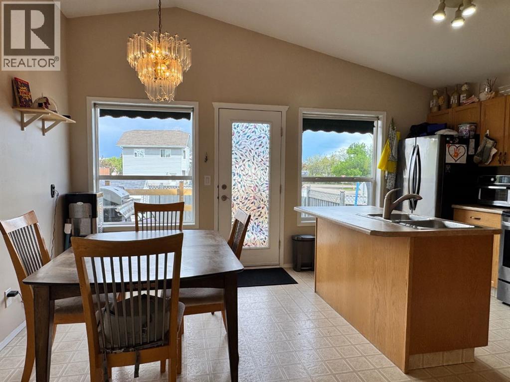 6001 90A Street — photo 10