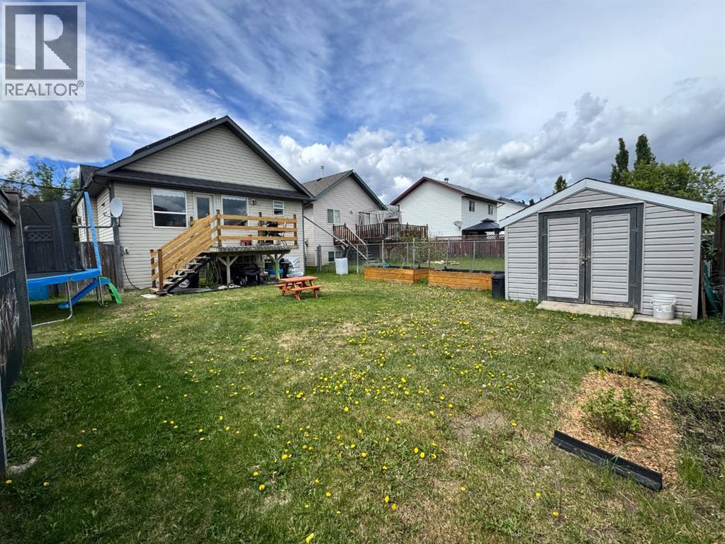 6001 90A Street — photo 45