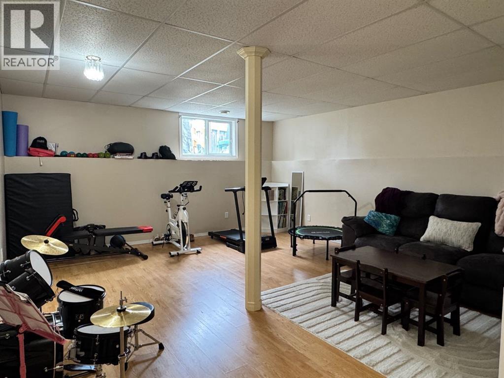 6001 90A Street — photo 31