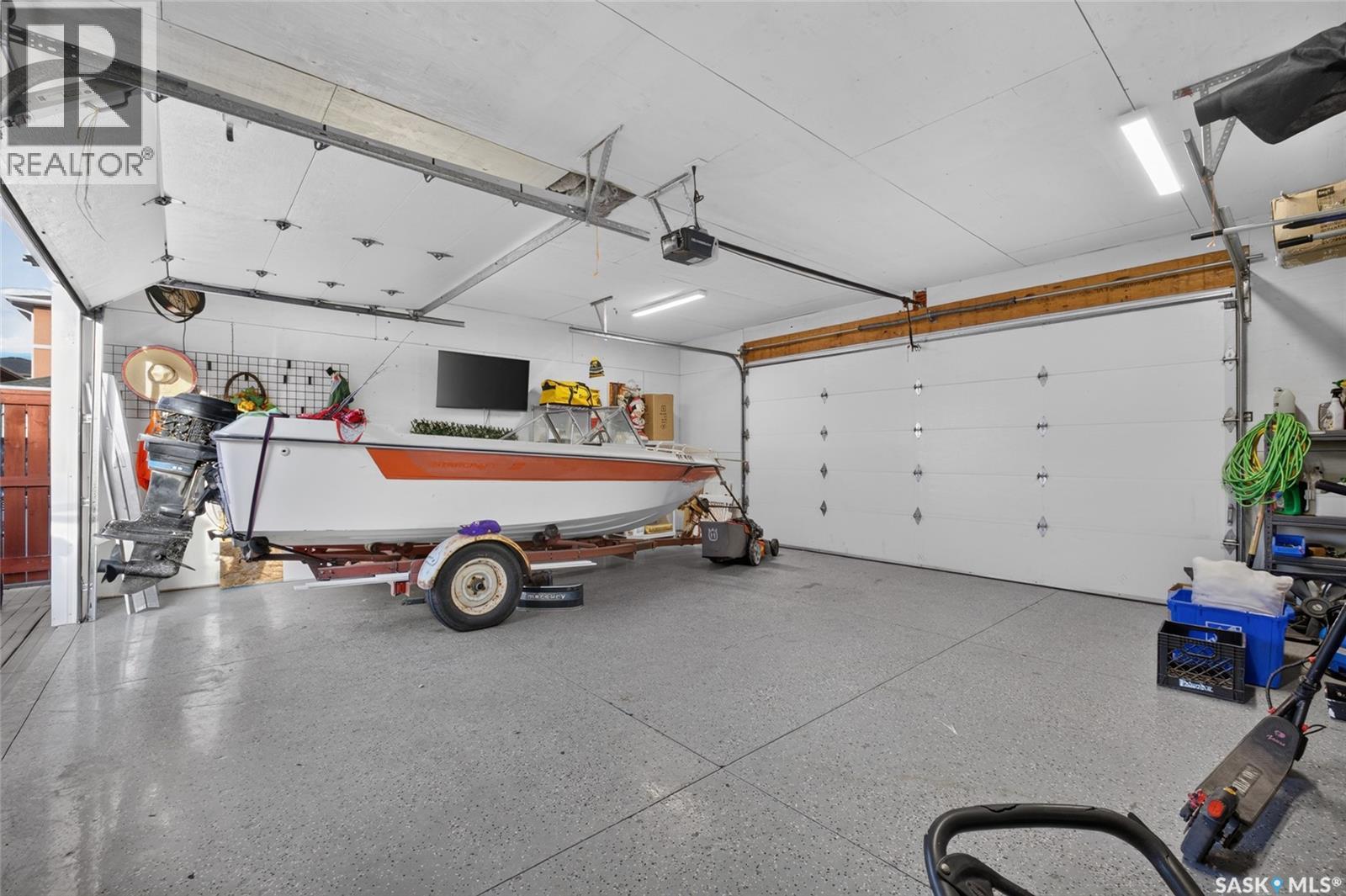 2801 Ridgway AVENUE - 34