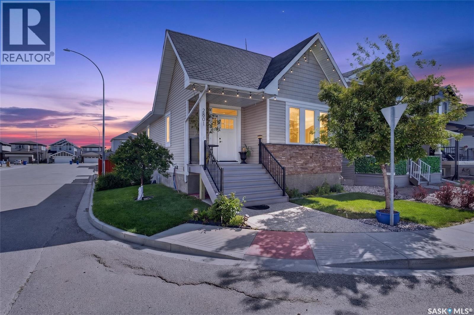 2801 Ridgway AVENUE - 2