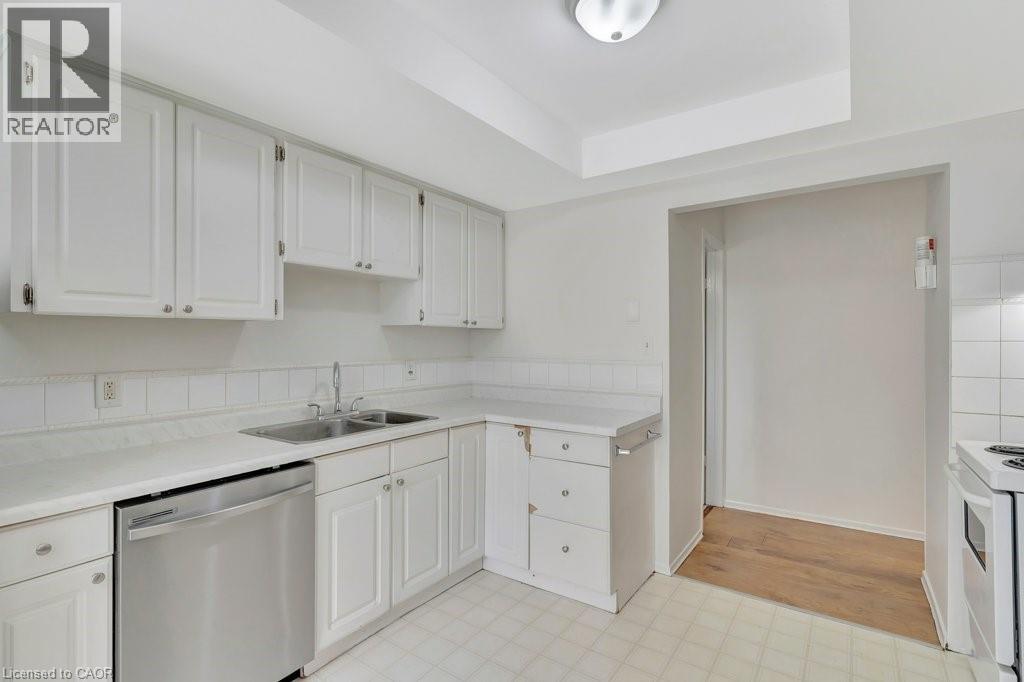 175 JANEFIELD Avenue - 16