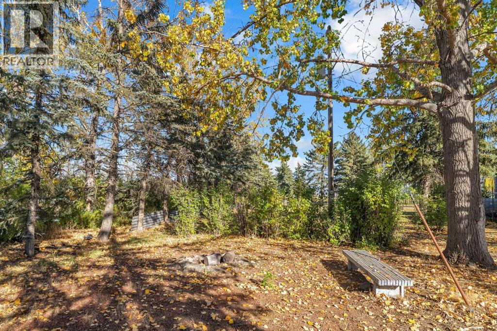 233081 Glenmore View Road - 41