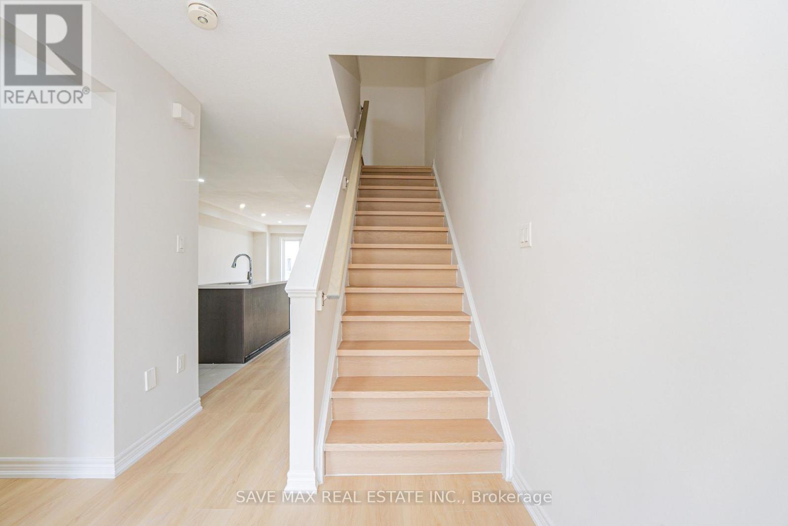 410 LINDEN DRIVE - 23