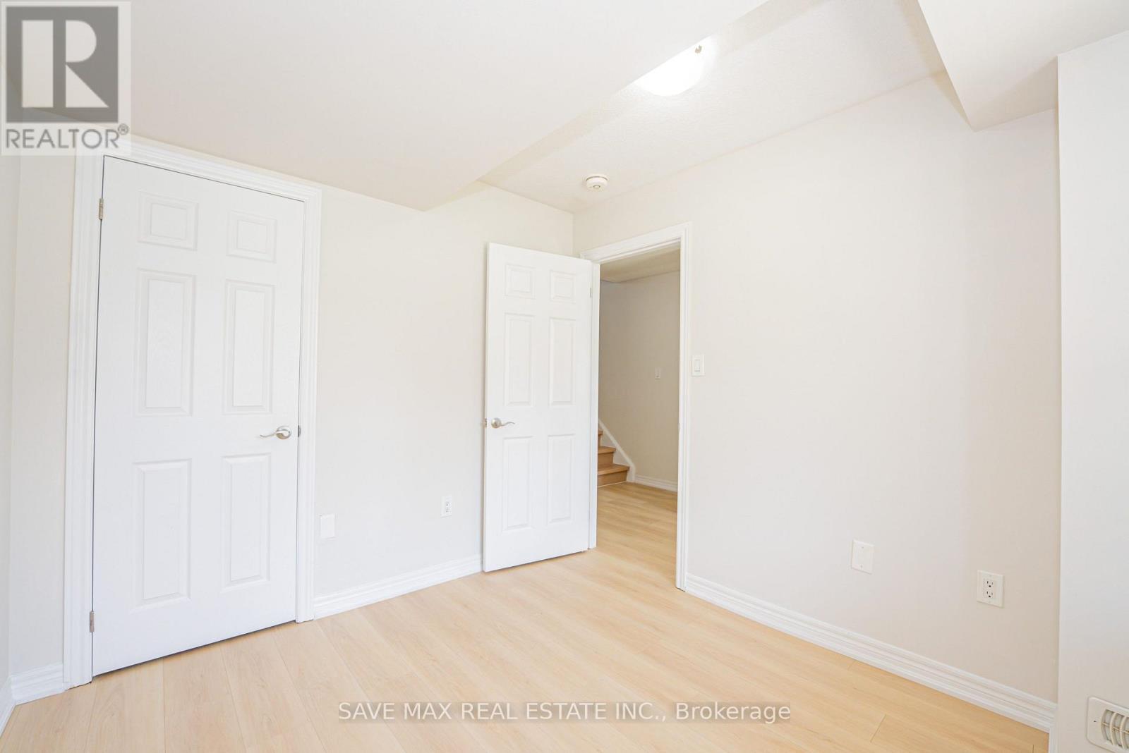 410 LINDEN DRIVE - 8