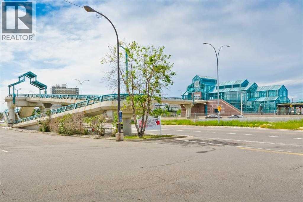 2912 Brentwood Boulevard NW - 44