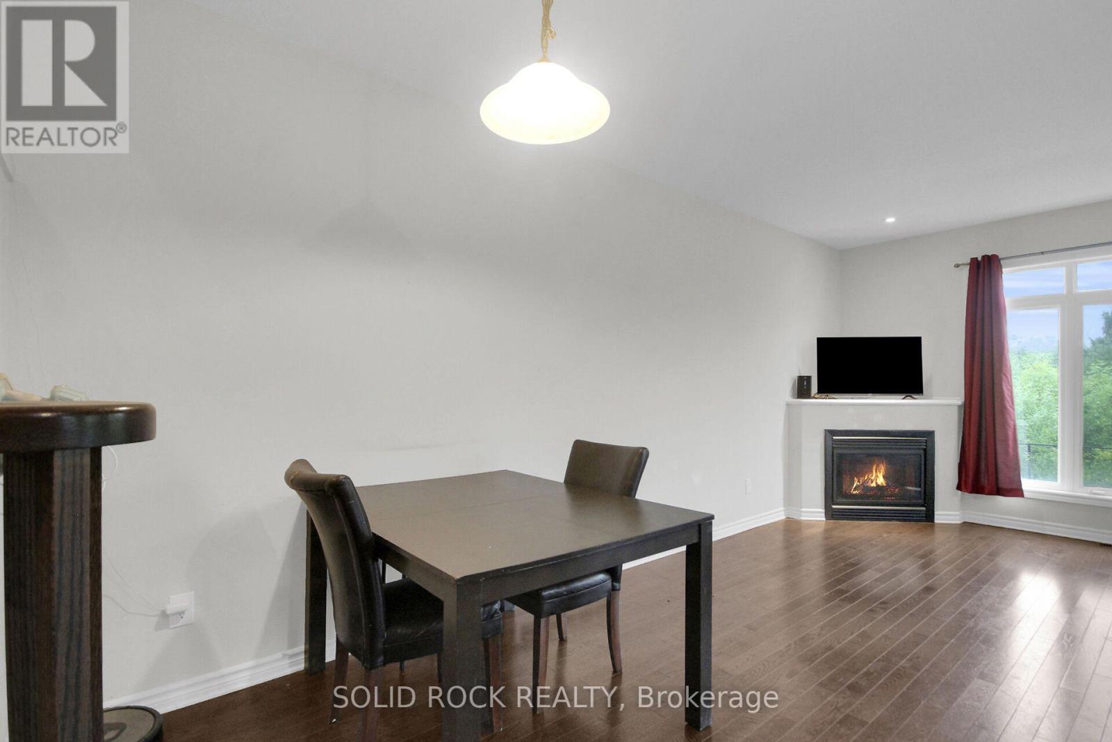 520 GRAND TULLY WAY - 13