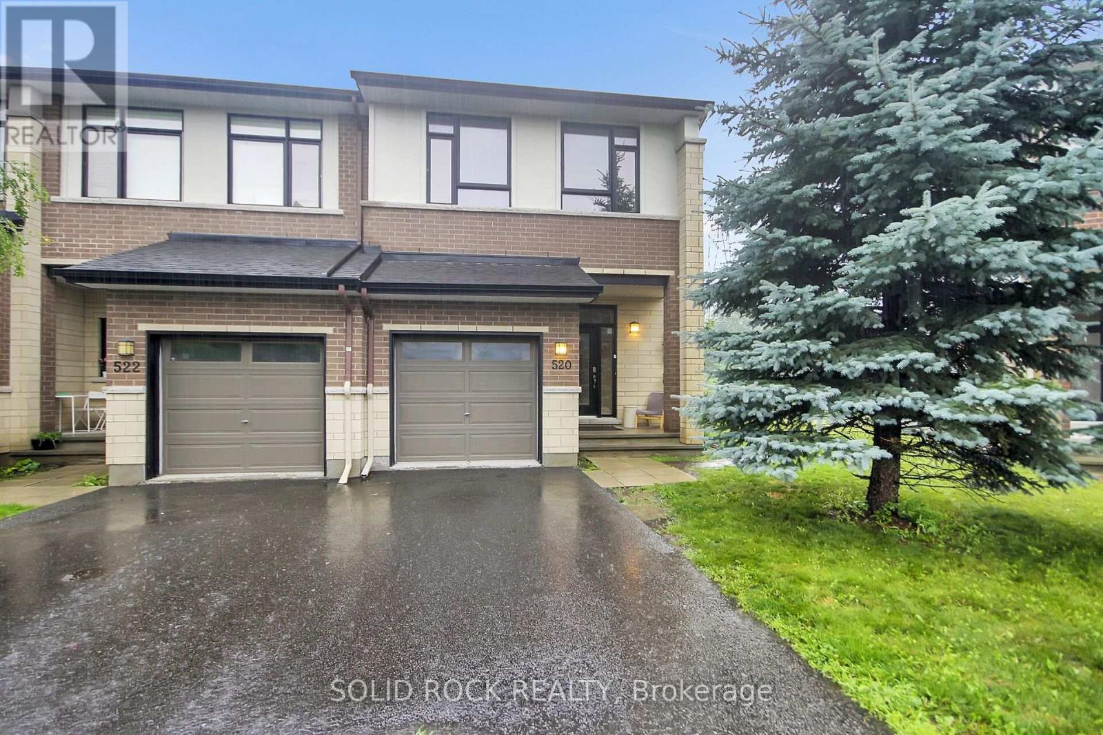 520 GRAND TULLY WAY - 1