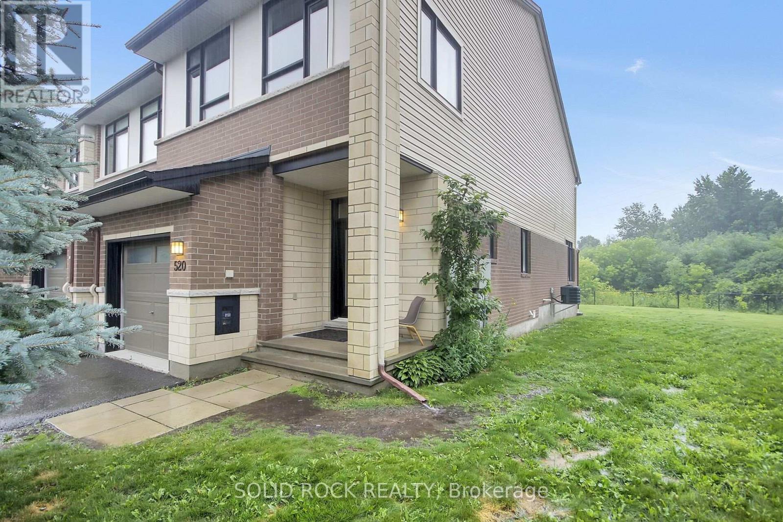 520 GRAND TULLY WAY - 2