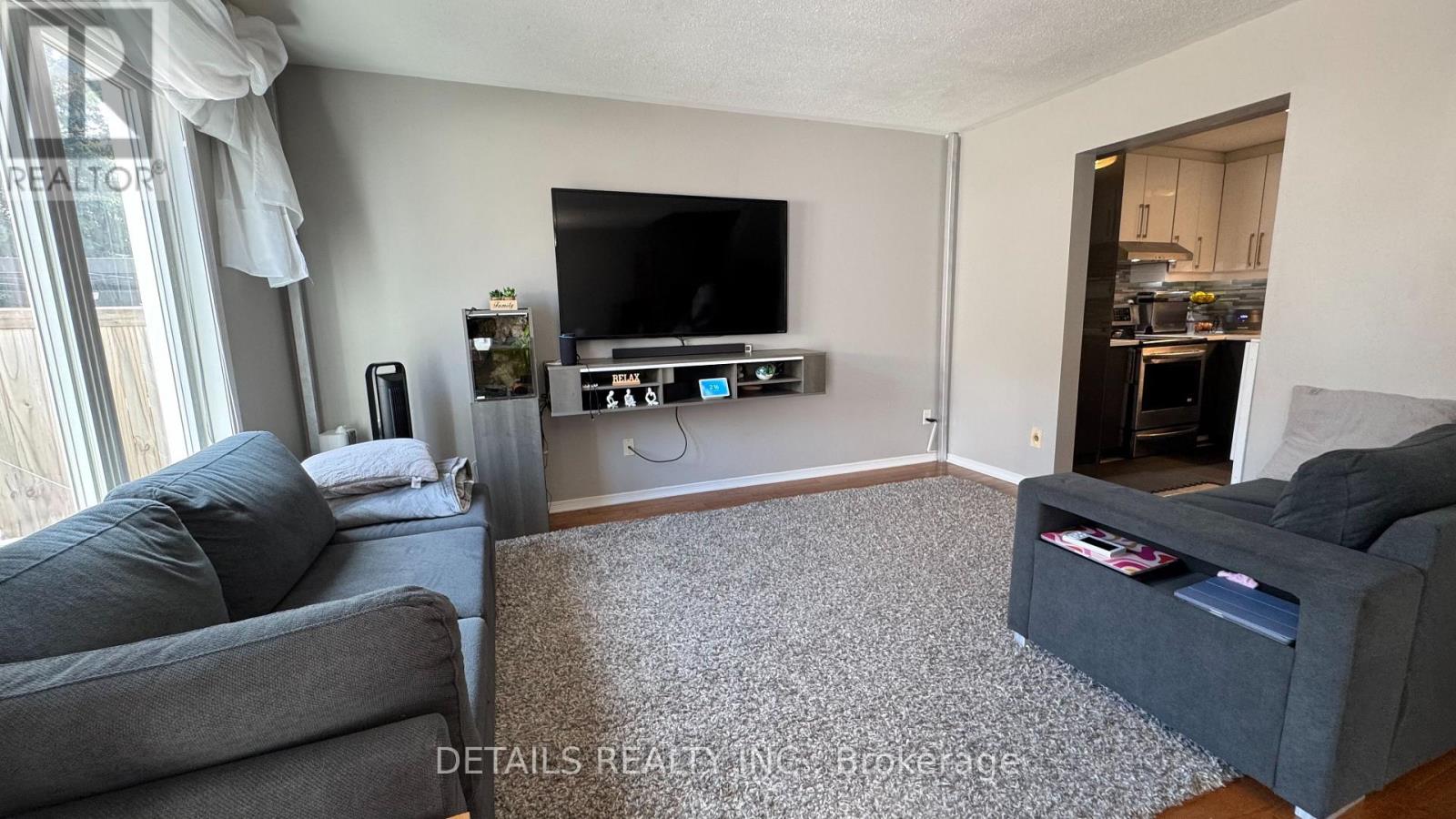 131 MARKLAND CRESCENT, Ottawa. Luxury613. By Peter Sagos - Image 7