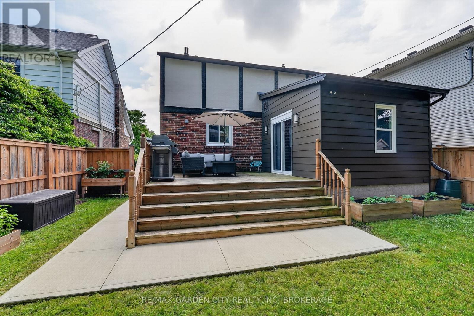 144 HIGHLAND AVENUE - 40