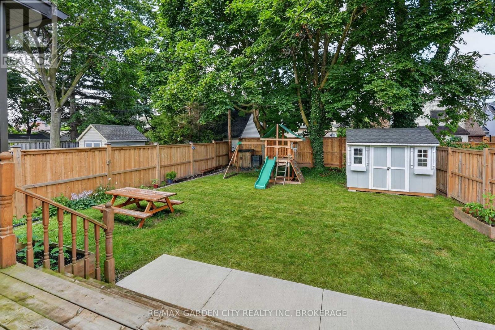 144 HIGHLAND AVENUE - 41