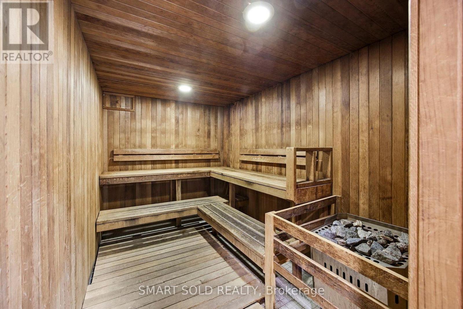 #2912 1 KING STREET W - Image 9