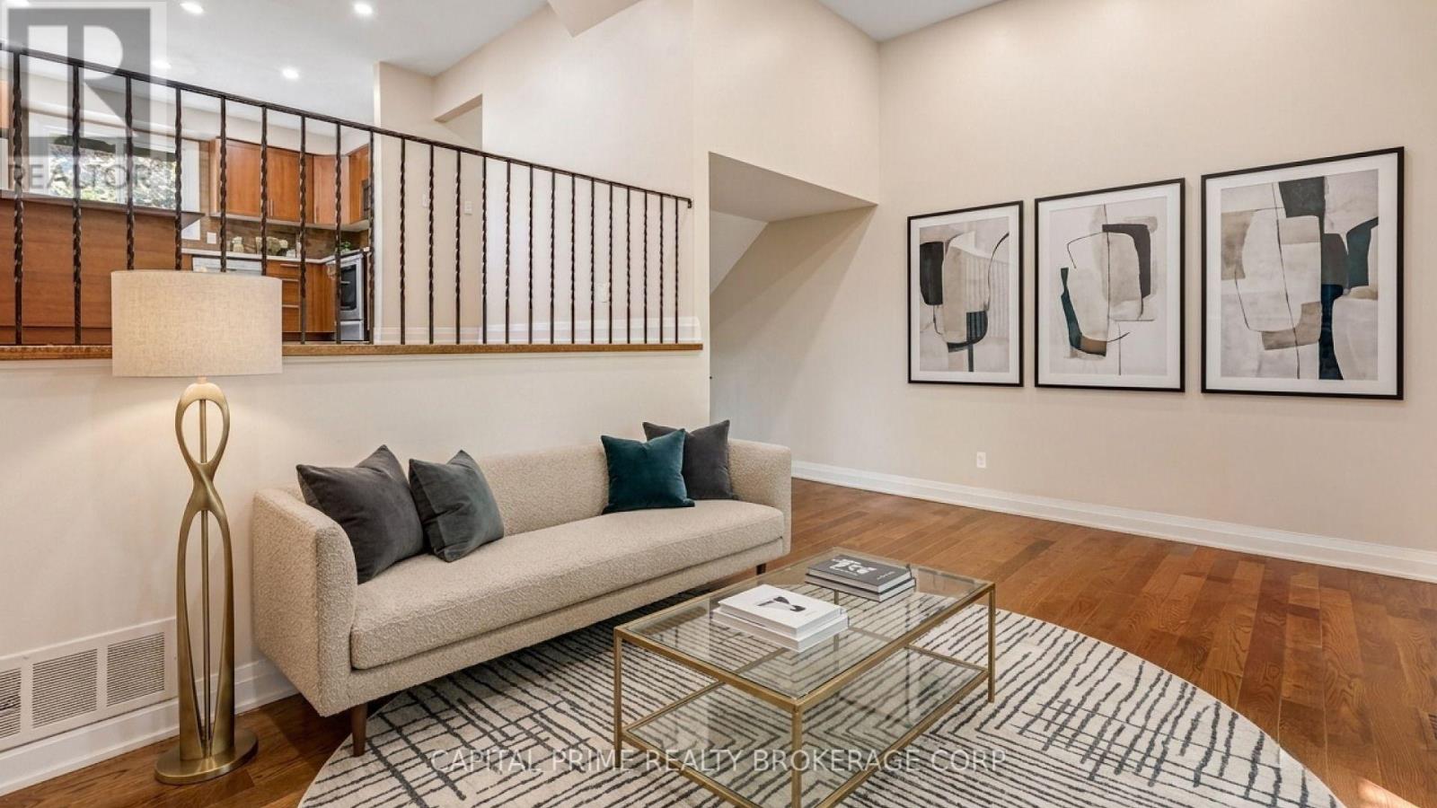 #36 250 BRIDLETOWNE CIRCLE - 11