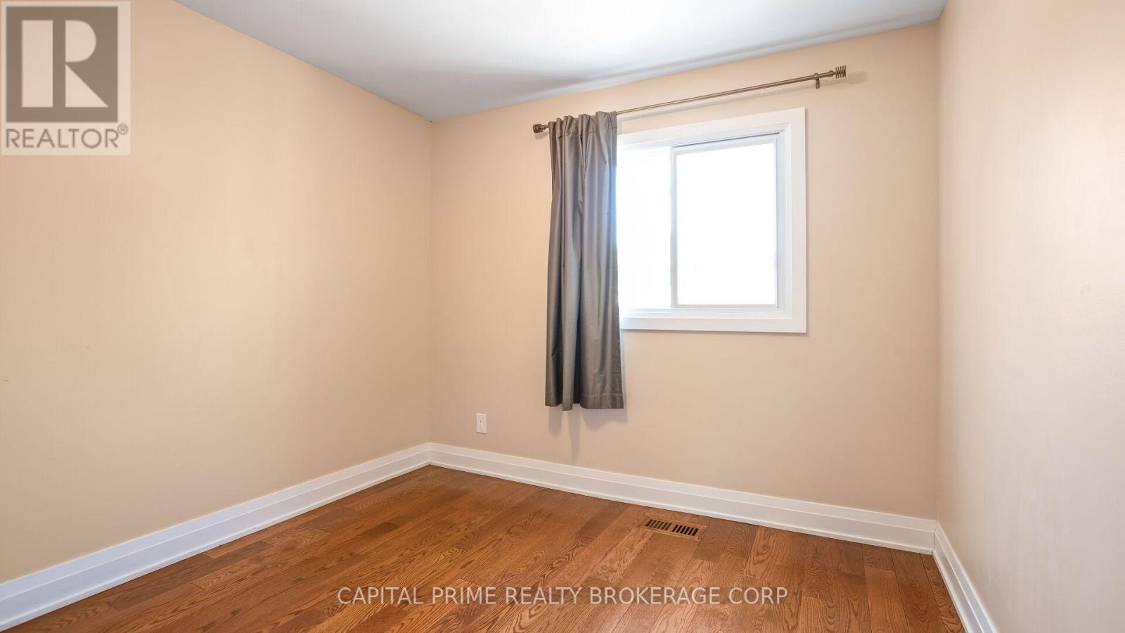 #36 250 BRIDLETOWNE CIRCLE - 18