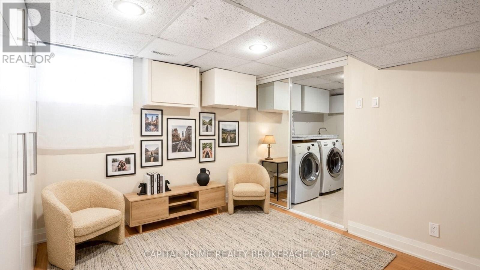 #36 250 BRIDLETOWNE CIRCLE - 30