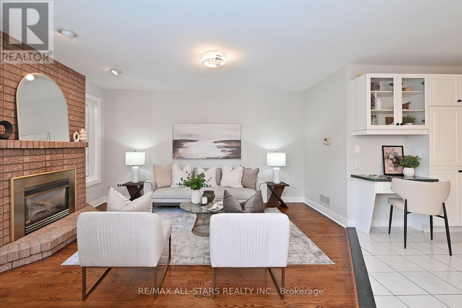 34 CAPTAIN ARMSTRONG LANE - 14