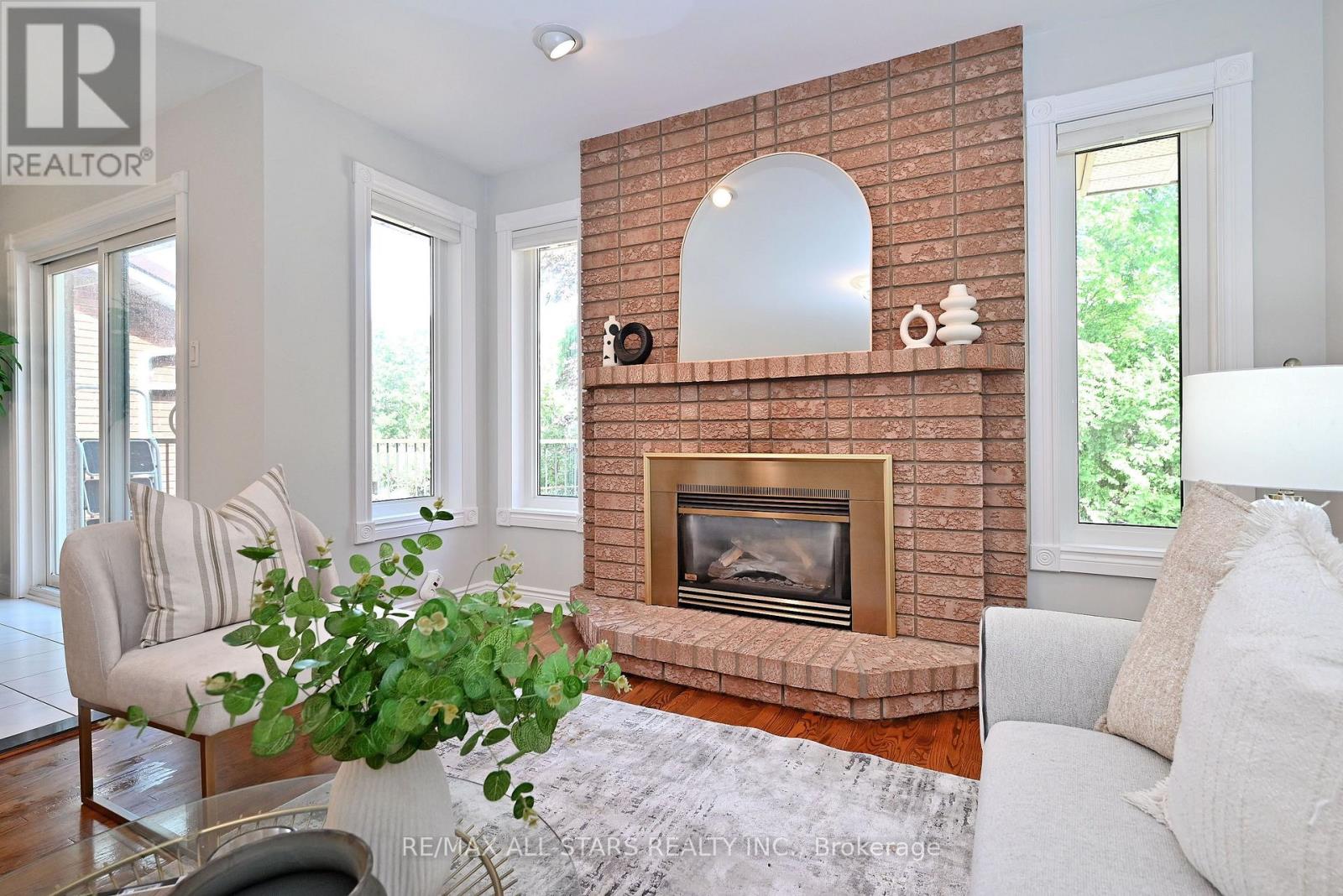 34 CAPTAIN ARMSTRONG LANE - 15