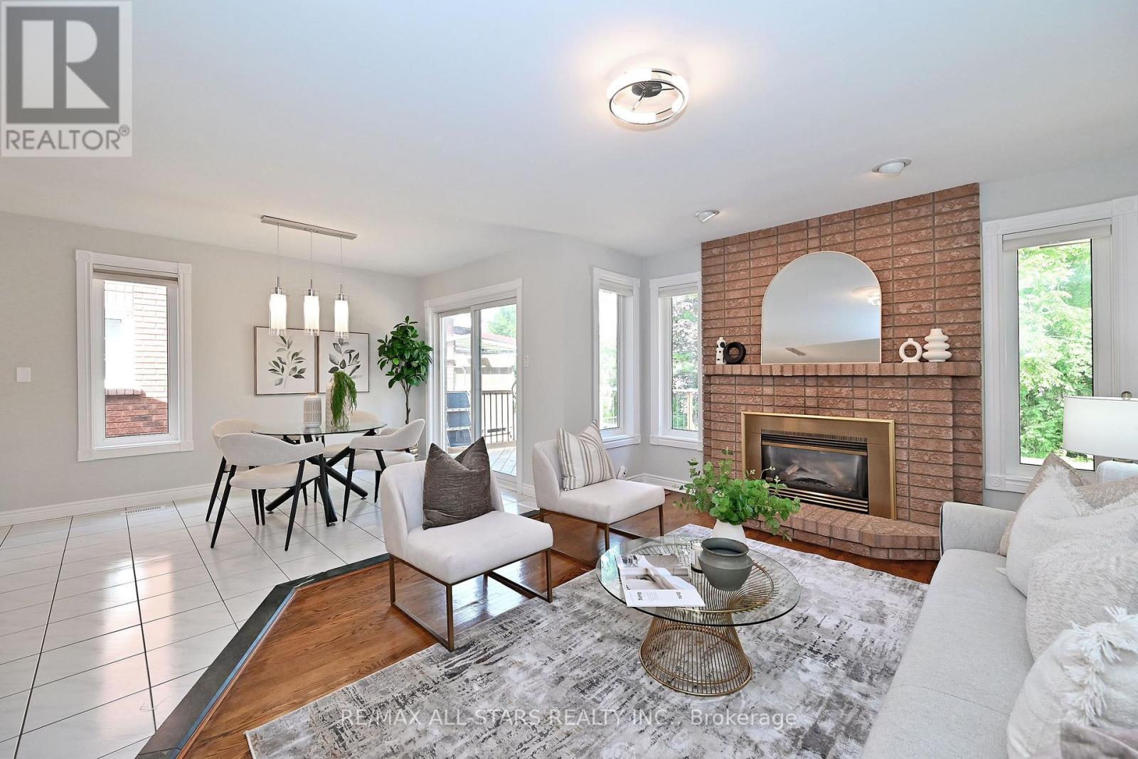 34 CAPTAIN ARMSTRONG LANE - 17