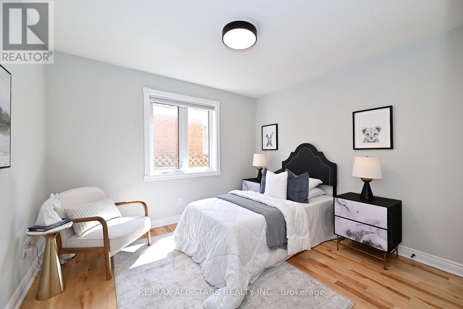 34 CAPTAIN ARMSTRONG LANE - 25