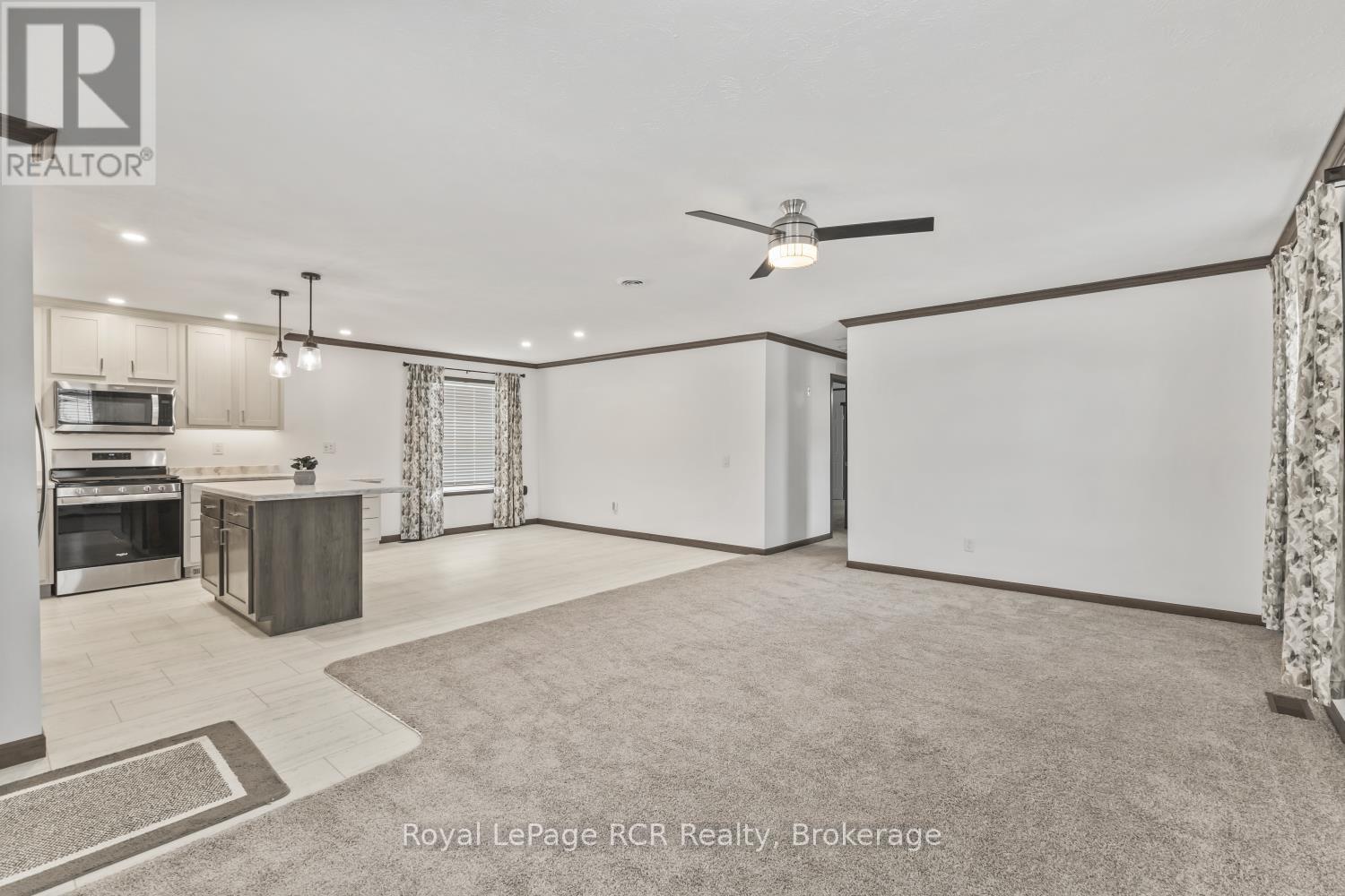 206 SPRUCE DRIVE - 10